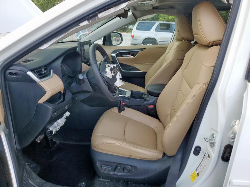 2020 TOYOTA RAV4 XLE P #3292614592