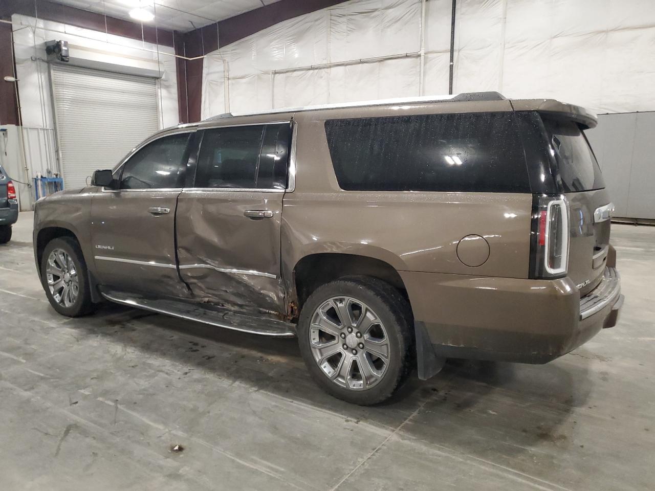 GMC YUKON DENALI