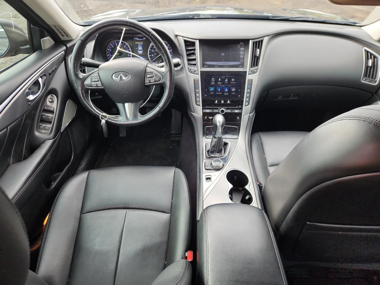 INFINITI Q50 PREMIUM