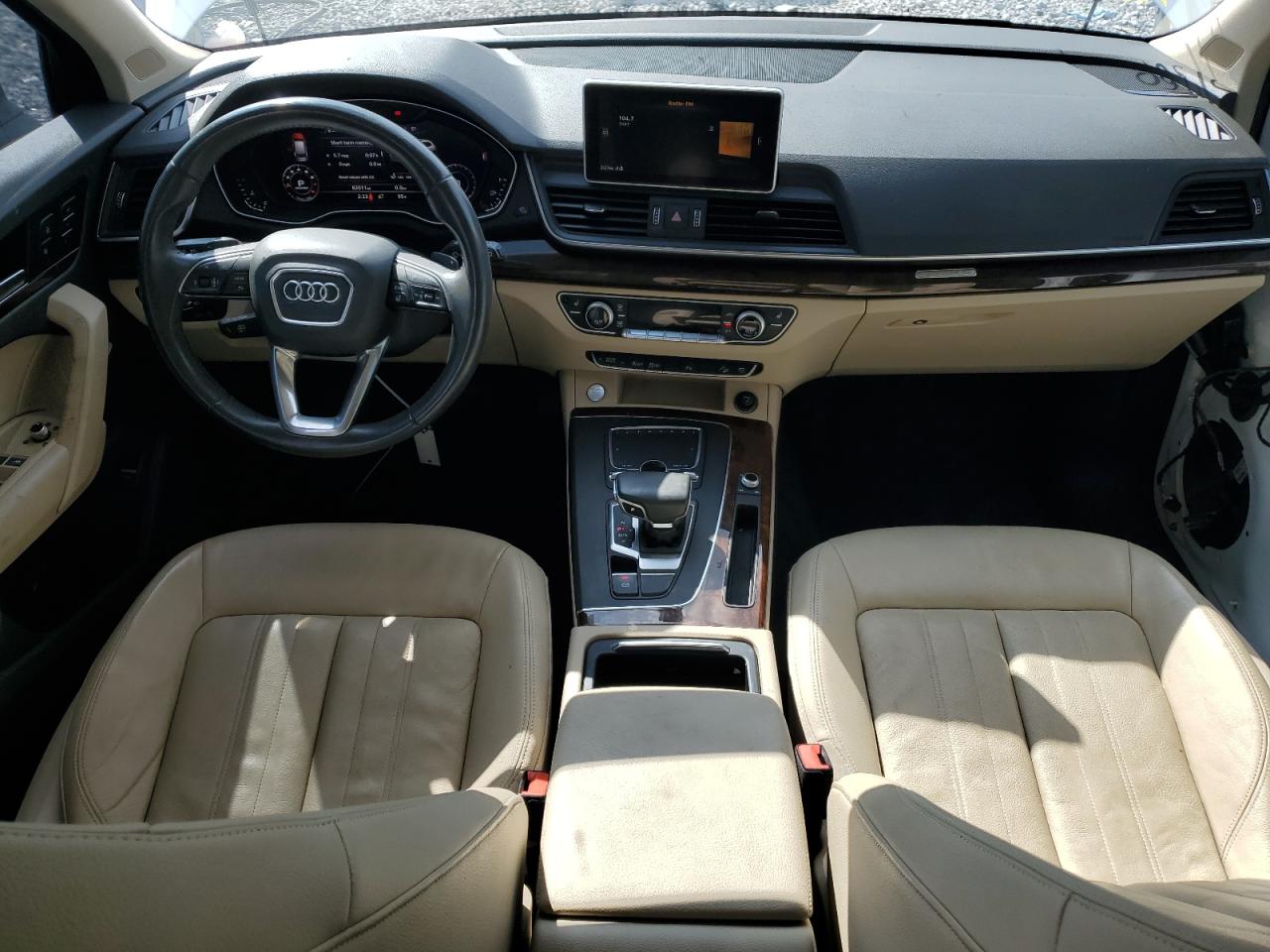 AUDI Q5 PREMIUM PLUS