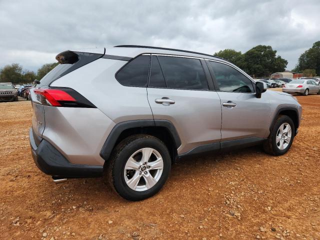 2020 TOYOTA RAV4 XLE #3274685821