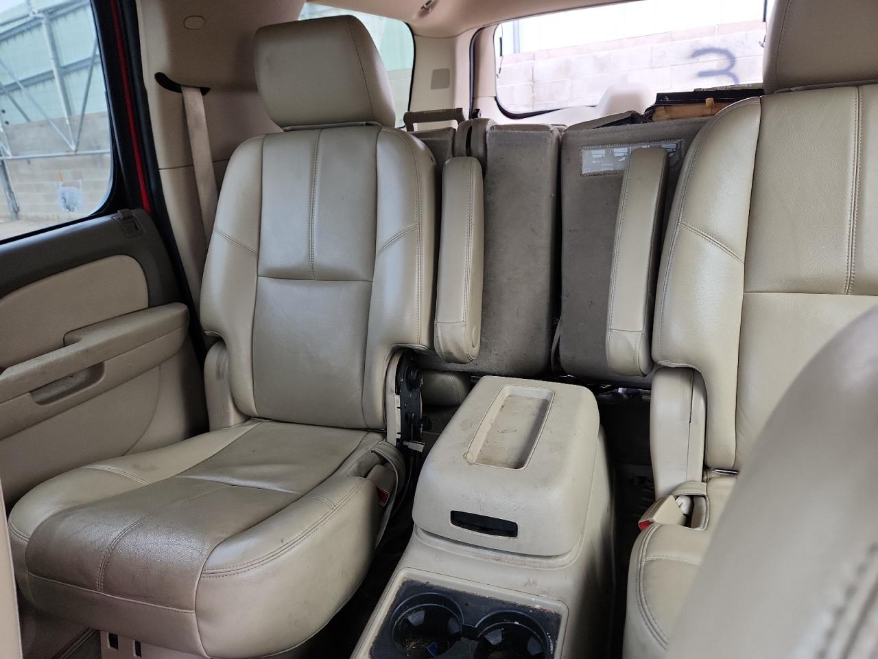 CHEVROLET SUBURBAN K1500 LT