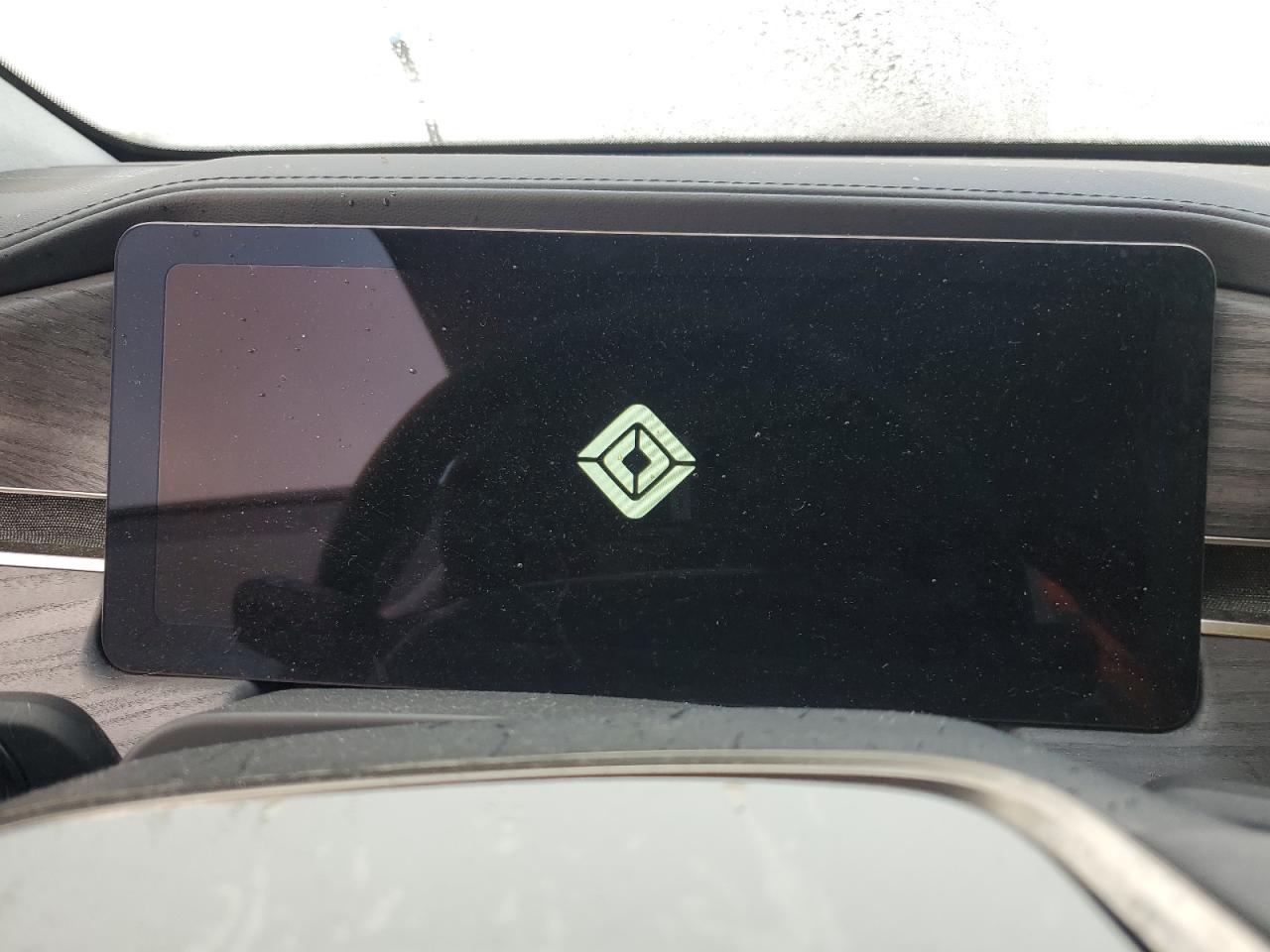 RIVIAN R1S ADVENTURE