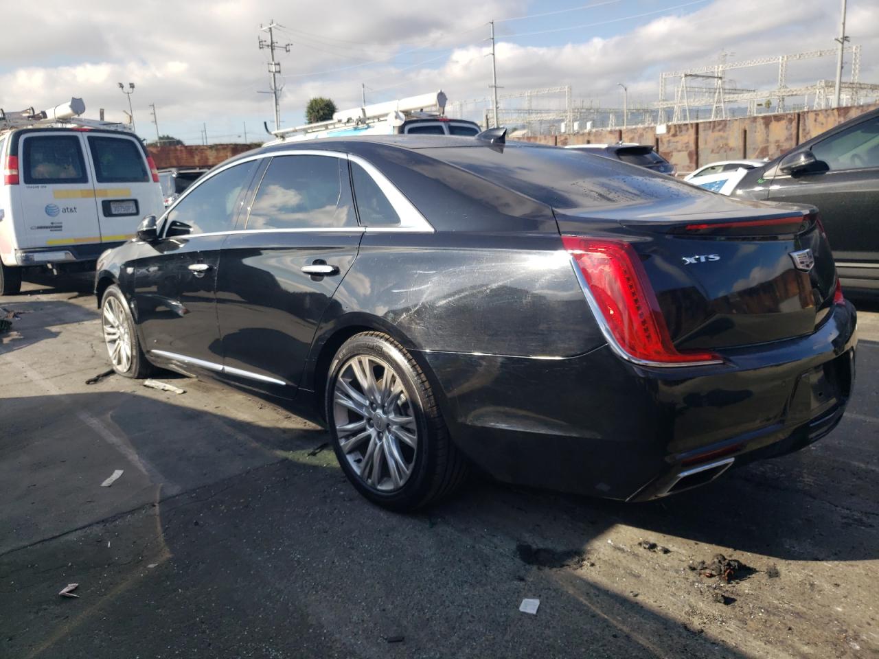CADILLAC XTS LUXURY