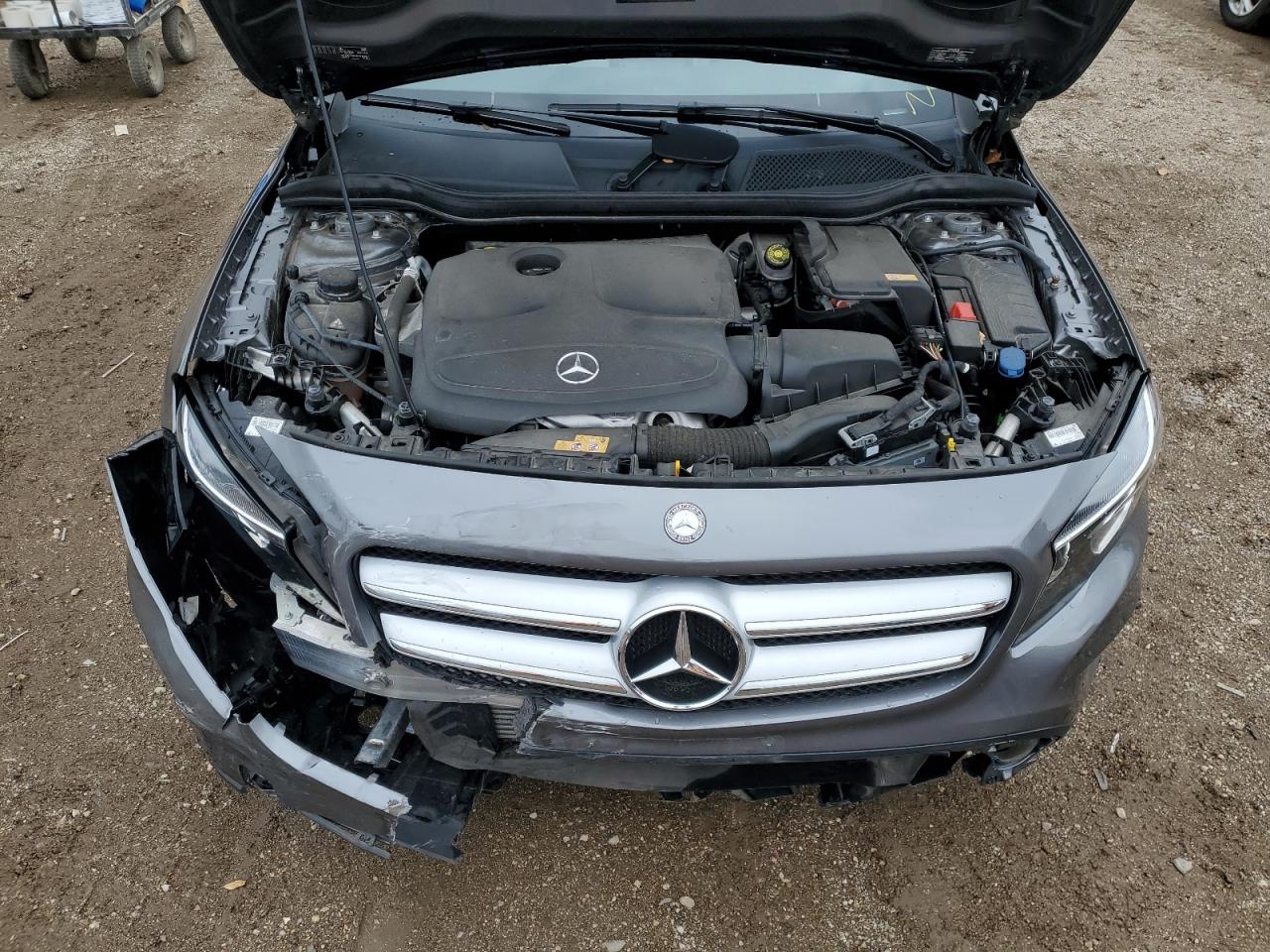 MERCEDES-BENZ GLA-CLASS 250 4MATIC