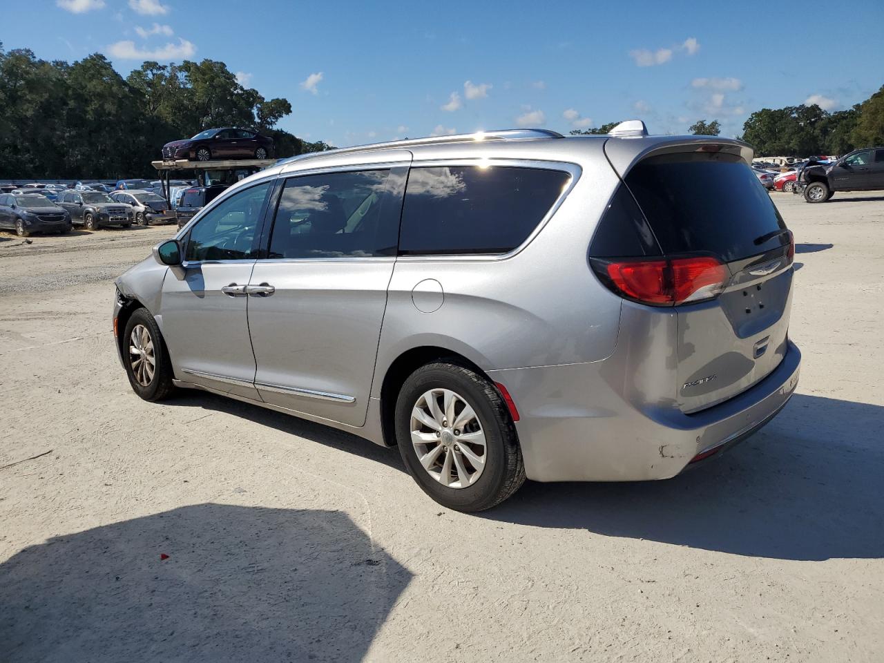 CHRYSLER PACIFICA TOURING L