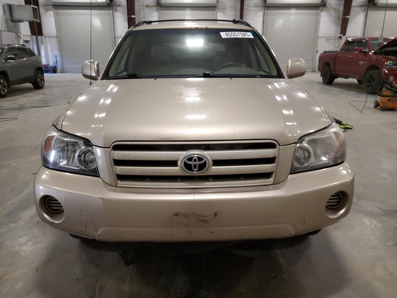Lot #3302665011 2005 TOYOTA HIGHLANDER