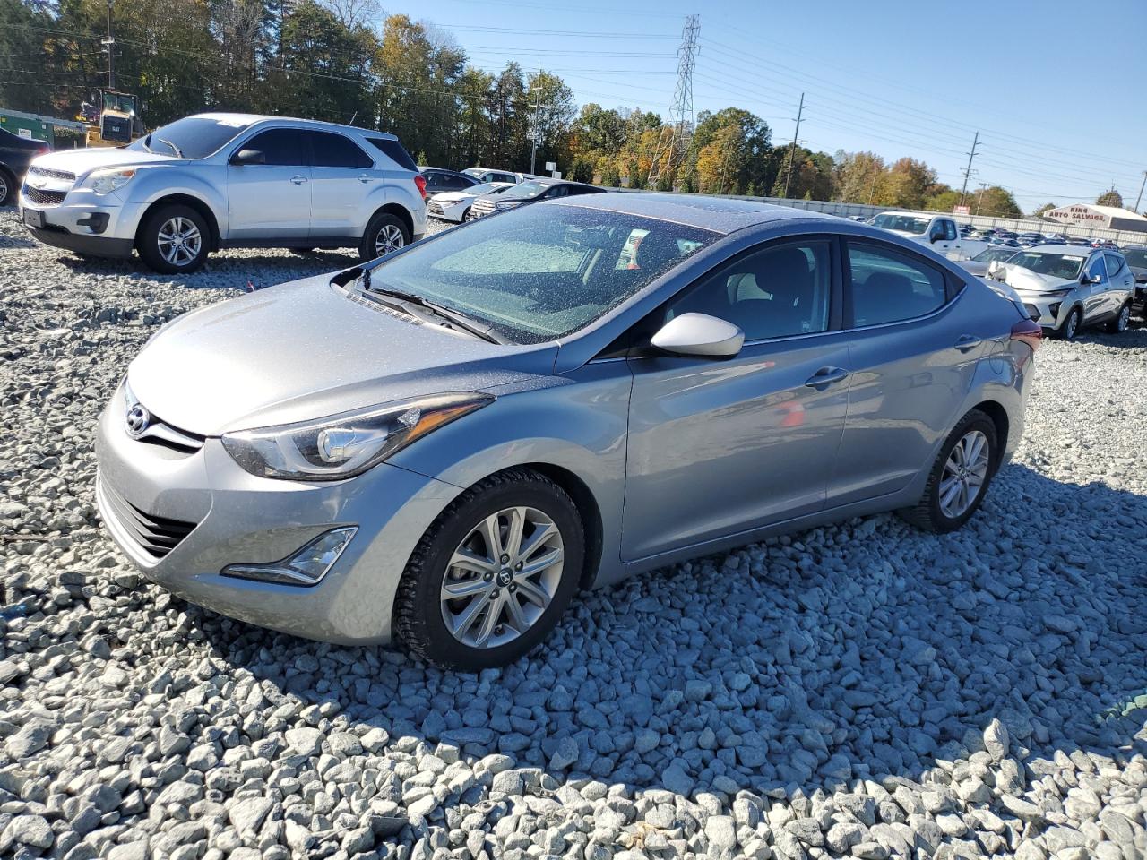 HYUNDAI ELANTRA SE