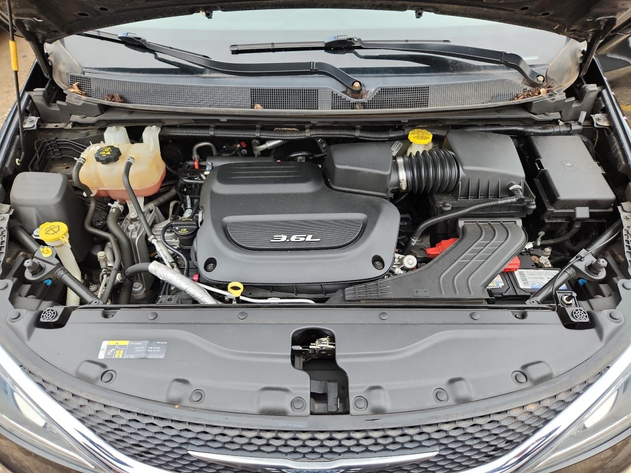 CHRYSLER PACIFICA TOURING L PLUS