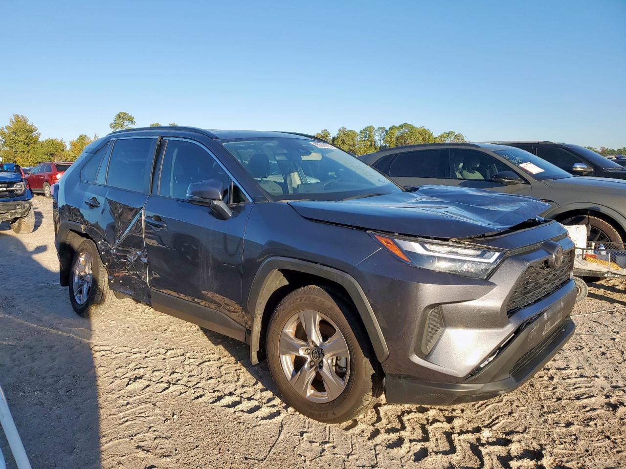 TOYOTA RAV4 XLE