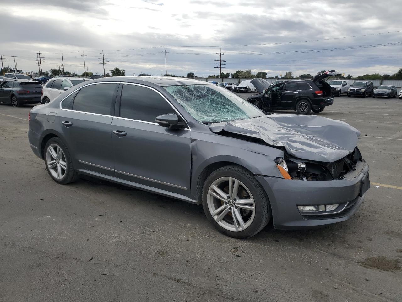 VOLKSWAGEN PASSAT SEL