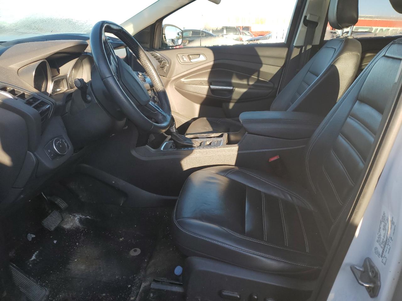 FORD ESCAPE TITANIUM