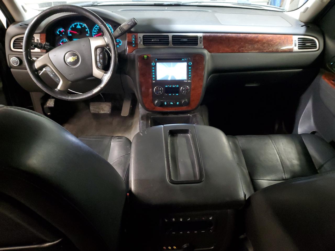 CHEVROLET SUBURBAN K1500 LT