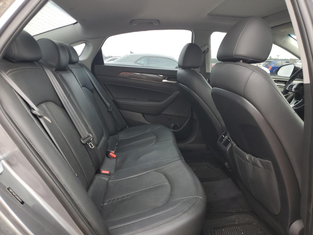 HYUNDAI SONATA SPORT