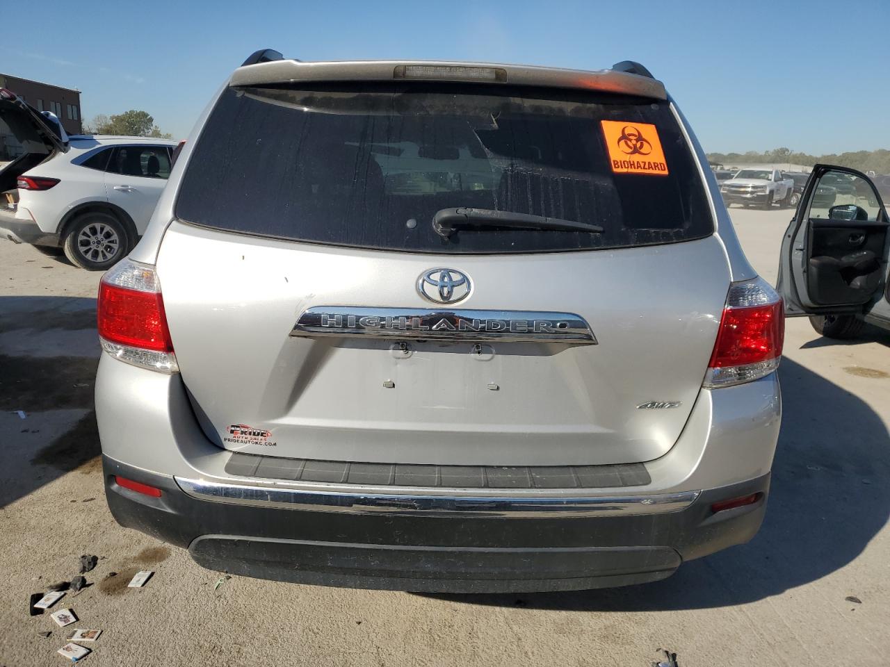 TOYOTA HIGHLANDER BASE