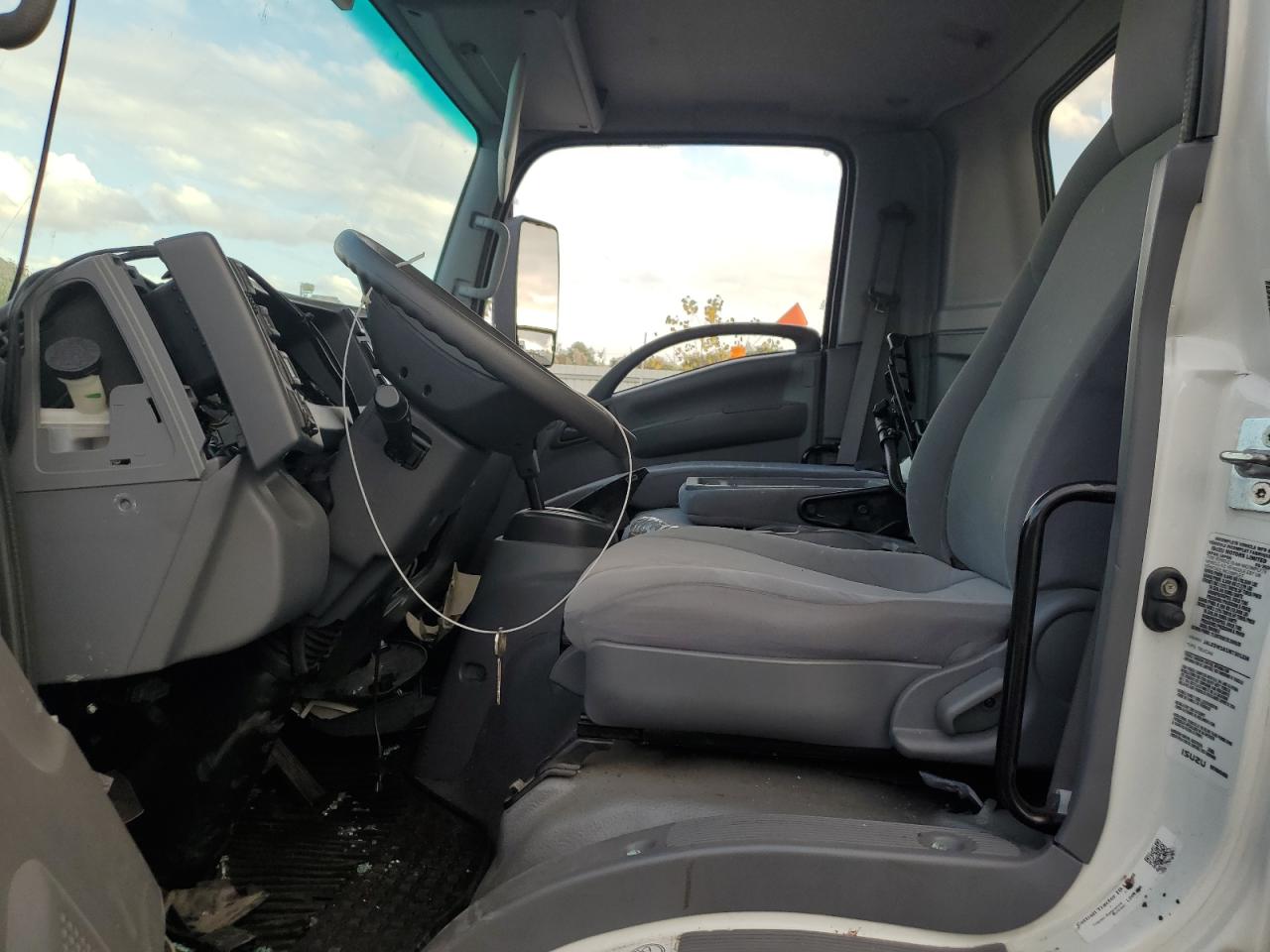 Lot #3280450170 2021 ISUZU NRR