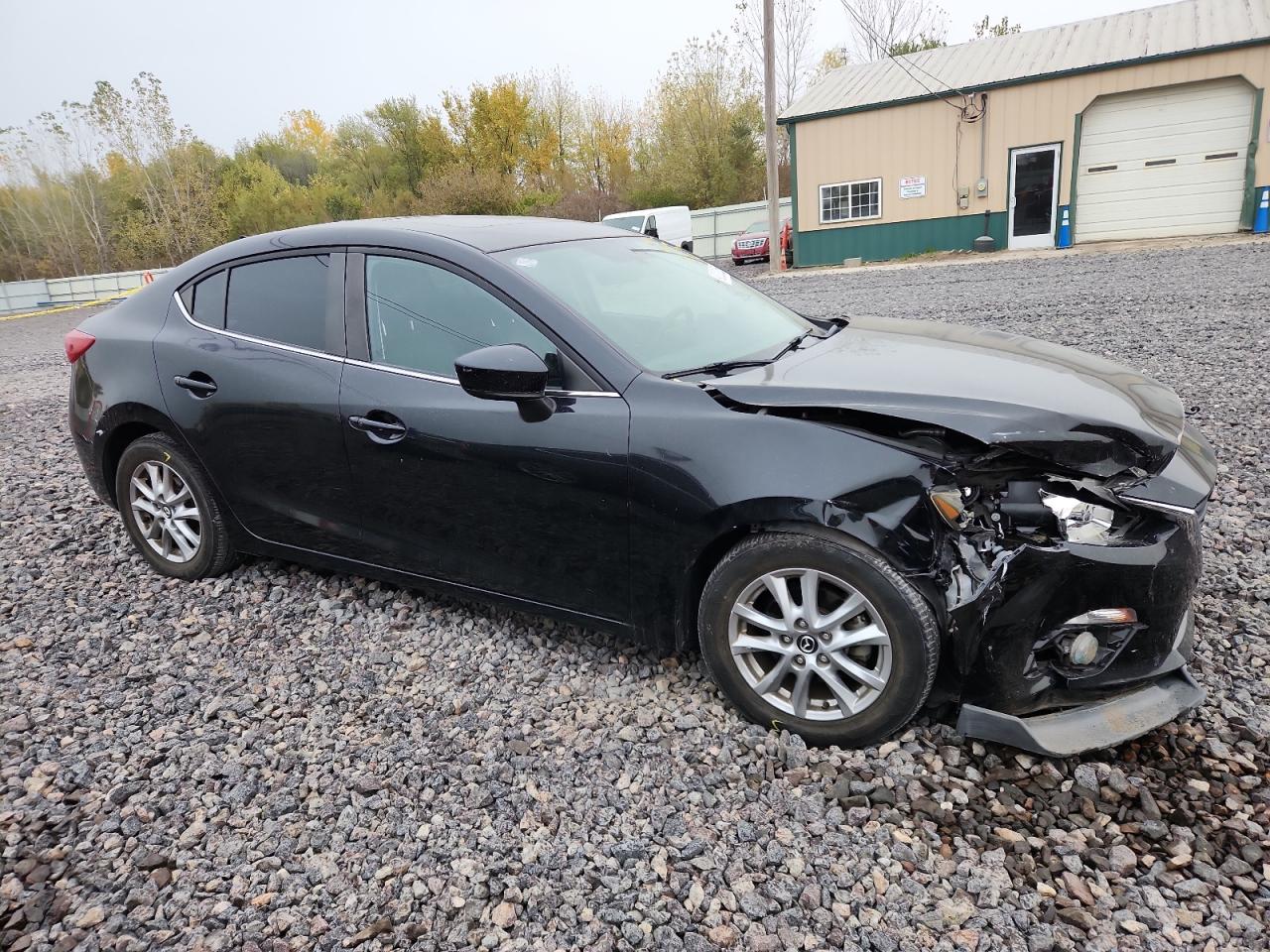 MAZDA 3 GRAND TOURING