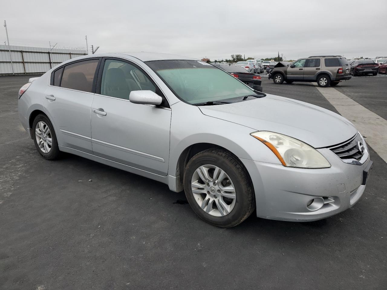 NISSAN ALTIMA BASE