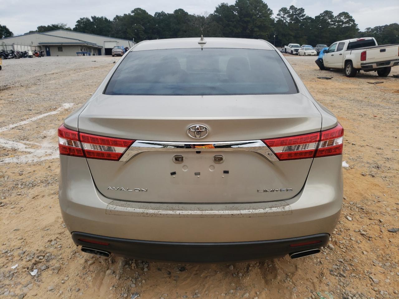 TOYOTA AVALON XLE