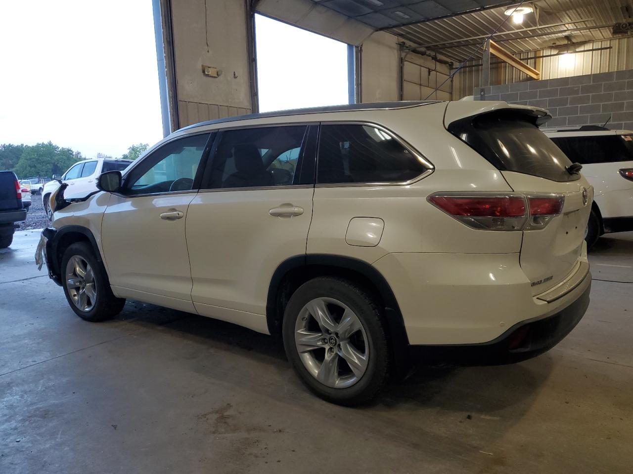 TOYOTA HIGHLANDER LIMITED