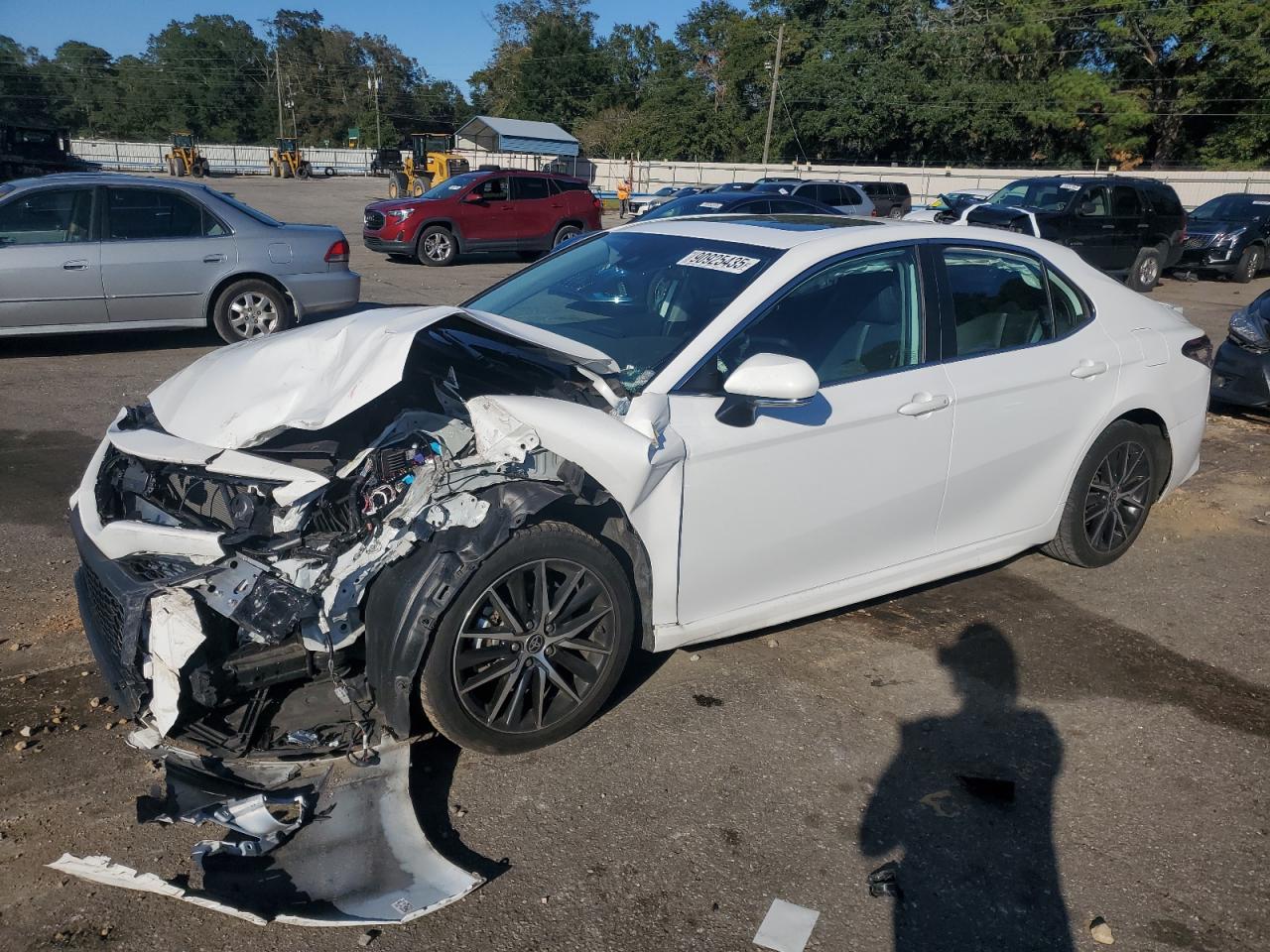 TOYOTA CAMRY SE NIGHT SHADE