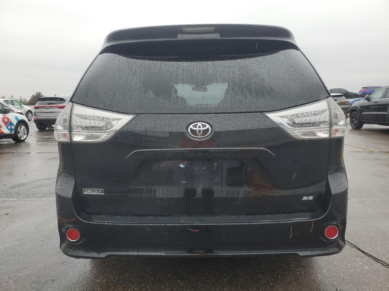 TOYOTA SIENNA SPORT