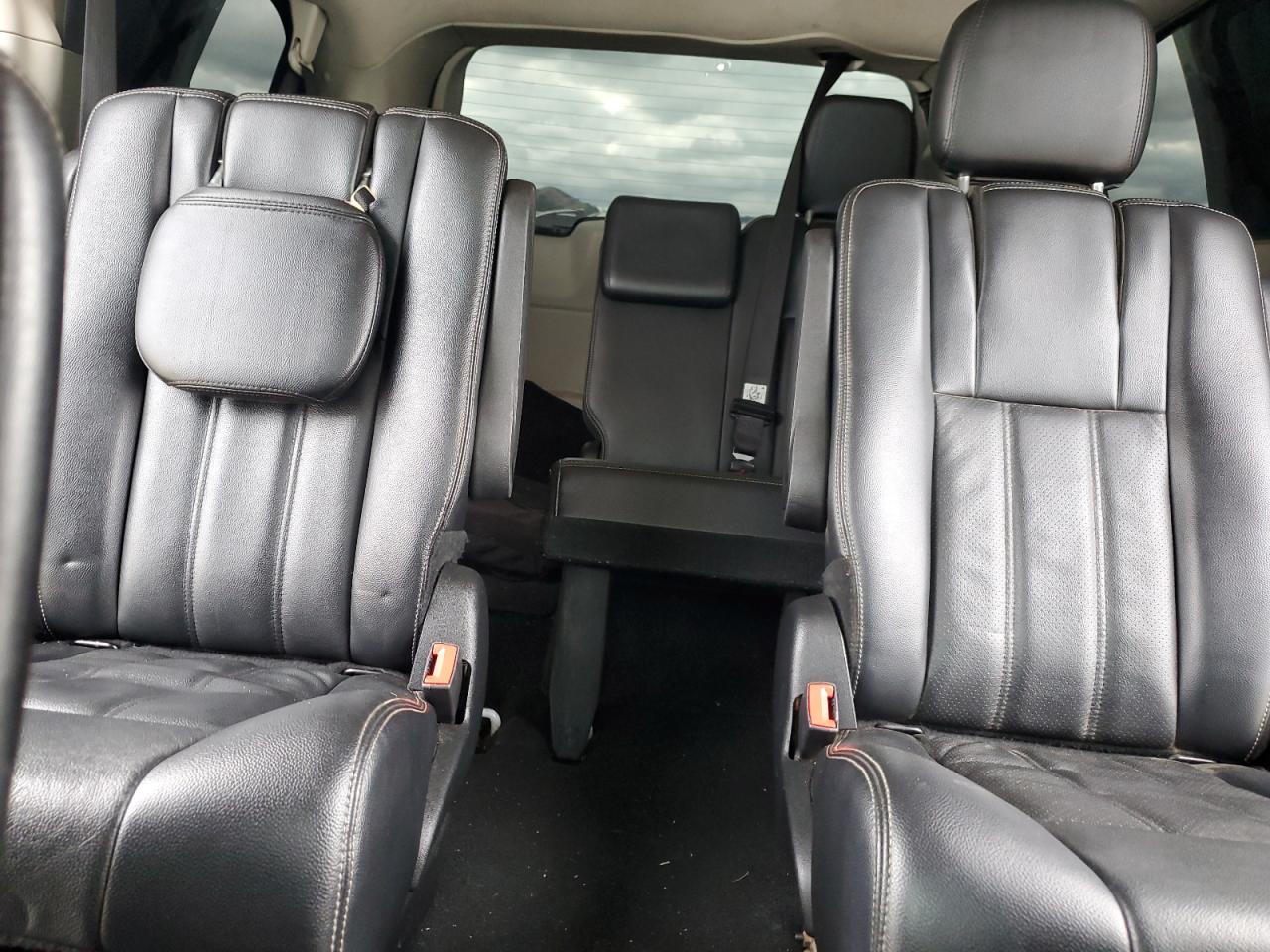 CHRYSLER TOWN & COUNTRY TOURING