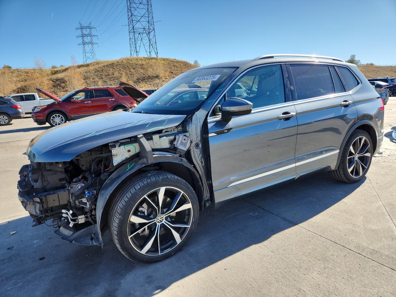 VOLKSWAGEN TIGUAN SEL R-LINE