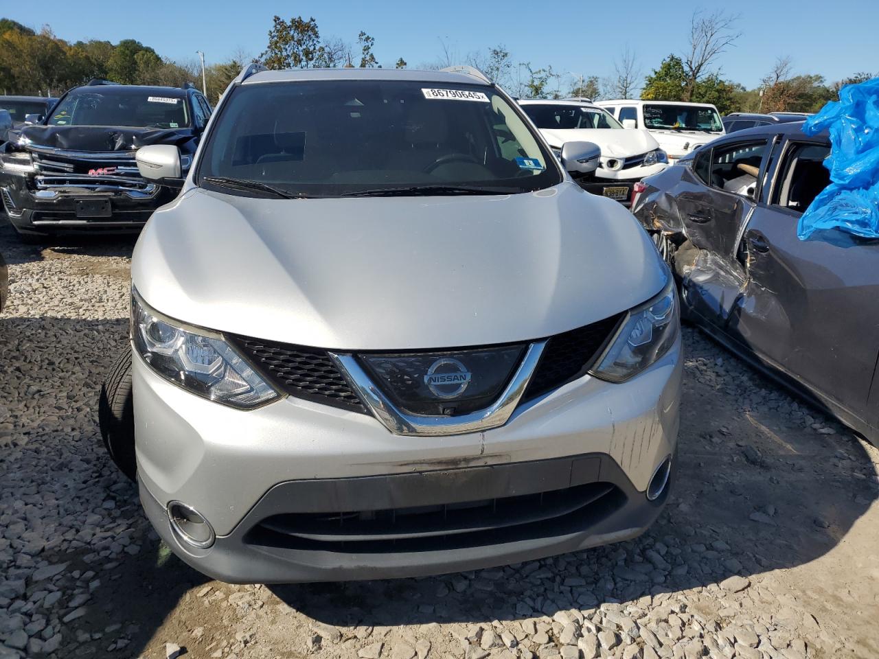 NISSAN ROGUE SPORT S