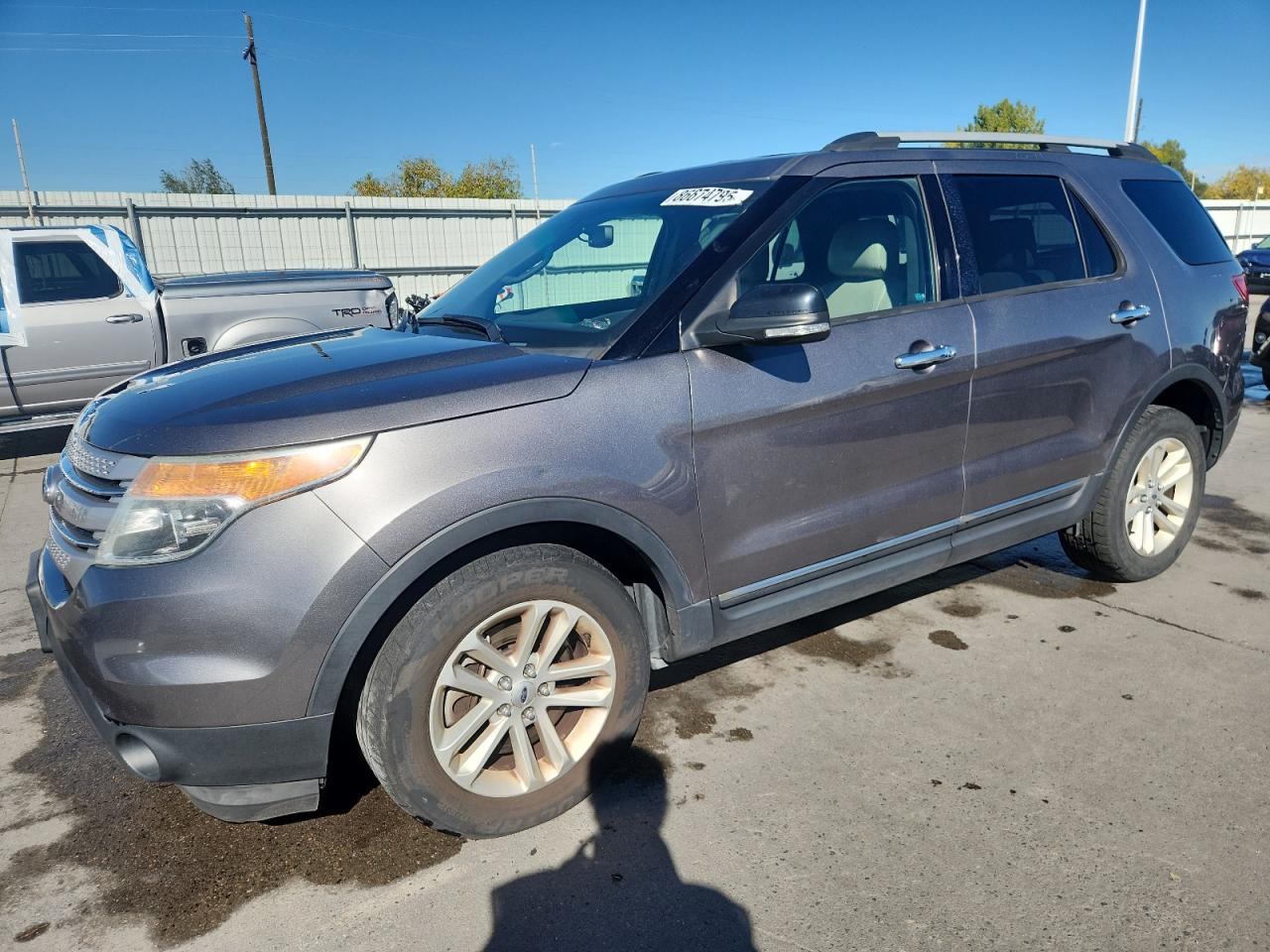 FORD EXPLORER XLT
