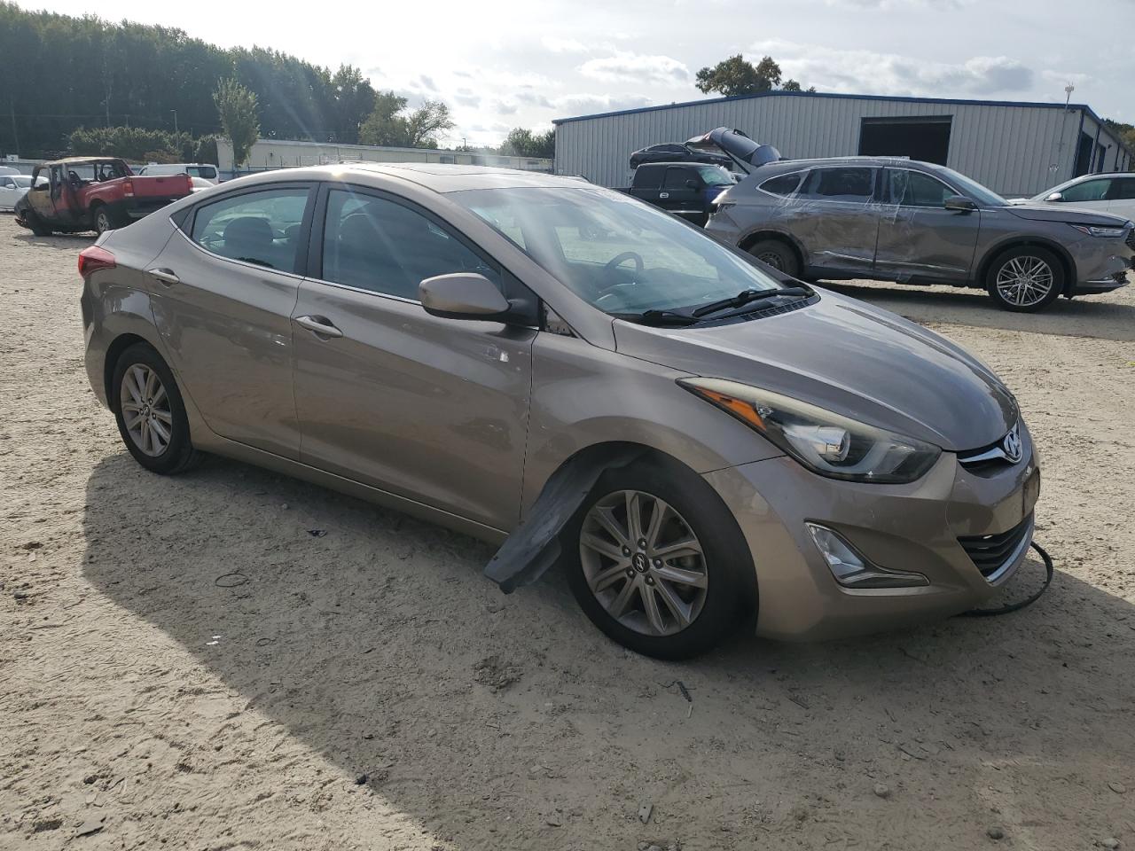 HYUNDAI ELANTRA SE