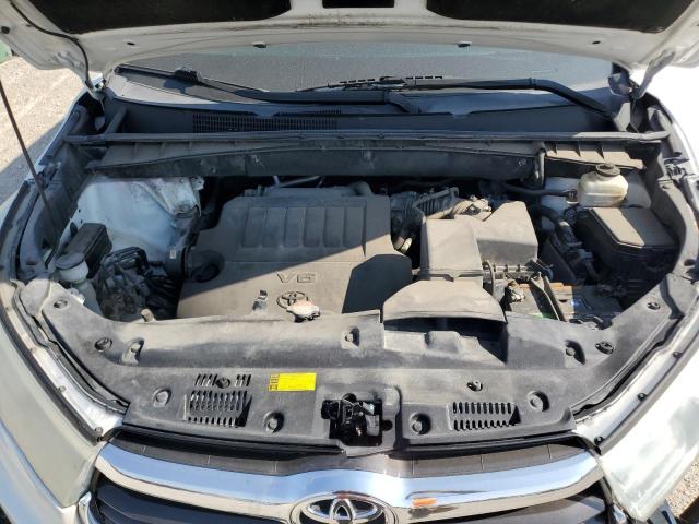 2016 TOYOTA HIGHLANDER LE 5TDBKRFH3GS279035