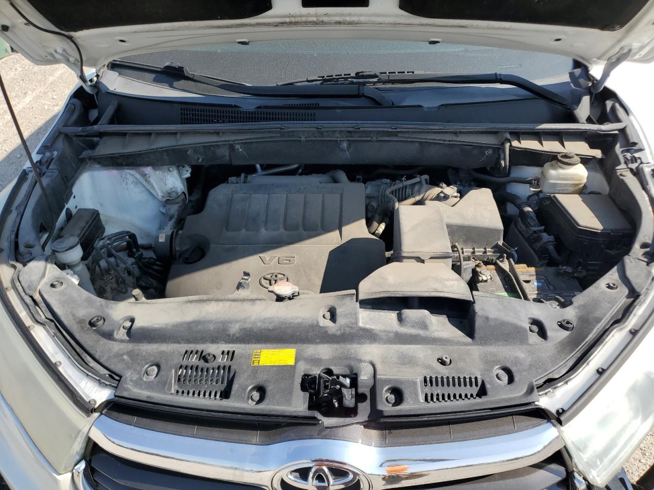 TOYOTA HIGHLANDER LE