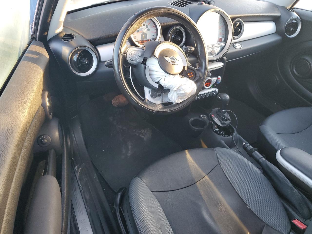 Lot #3275599781 2009 MINI COOPER