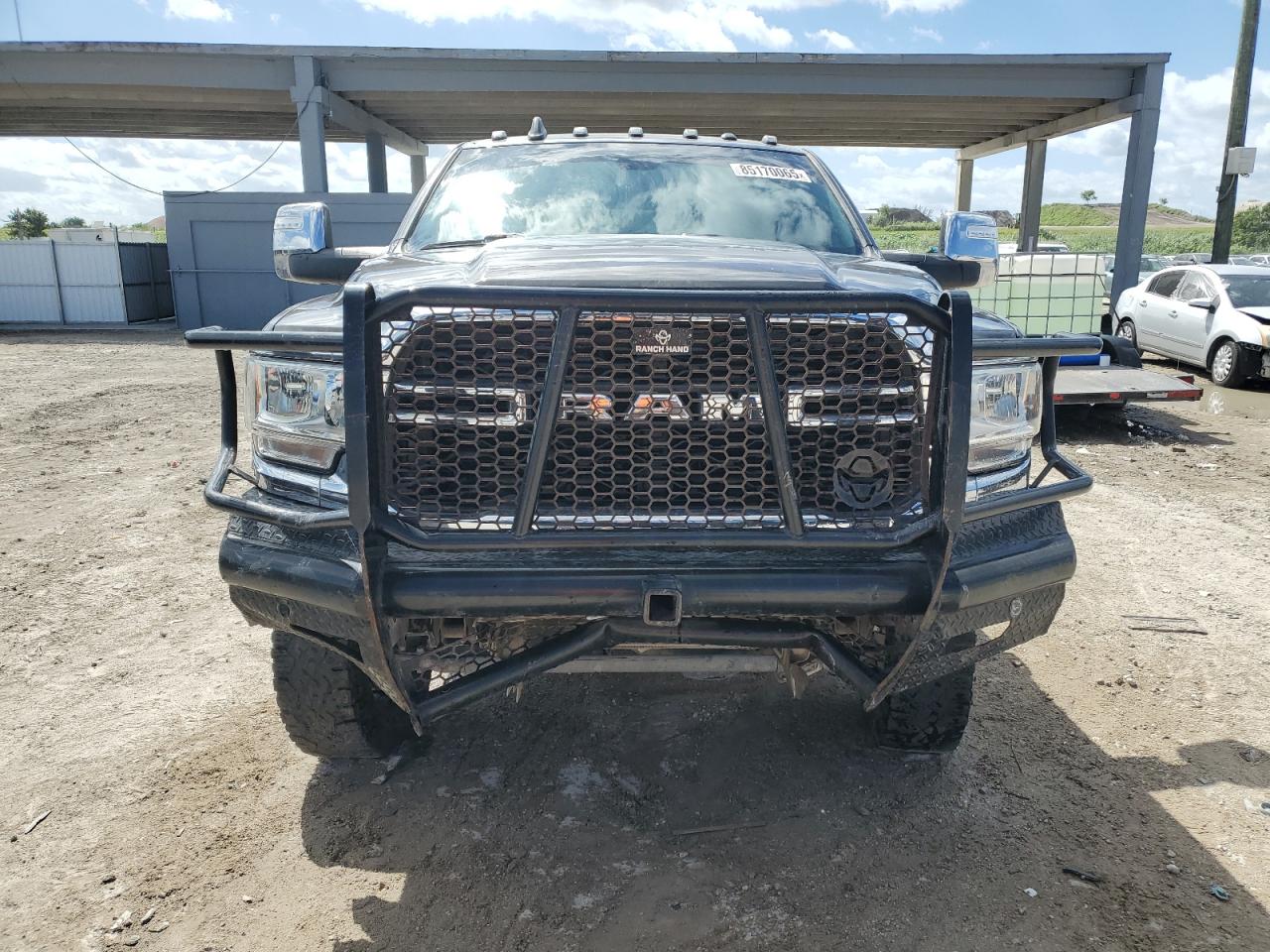 RAM 3500 LONGHORN