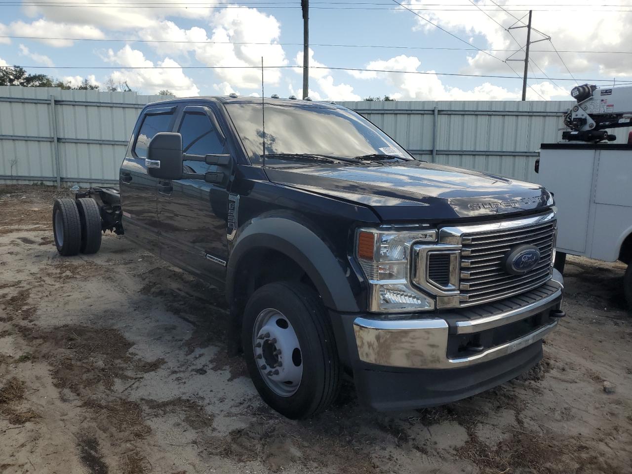 FORD F-550 SUPER DUTY