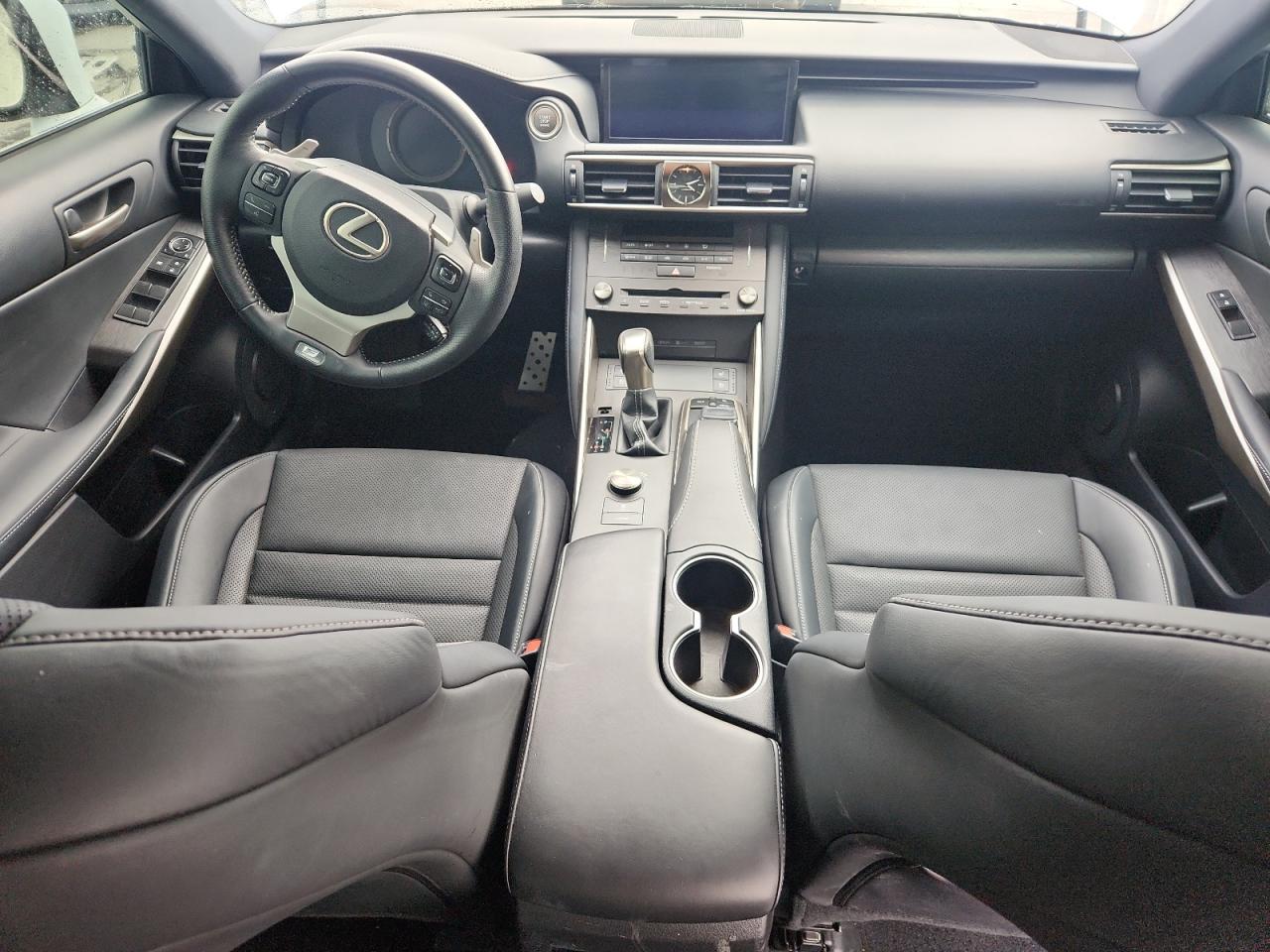 LEXUS IS 300