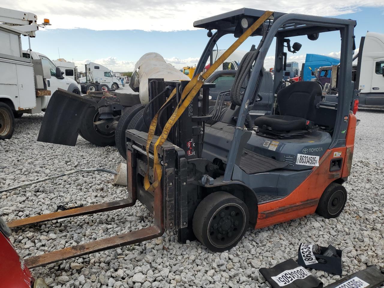 Lot #3281469004 2018 TOYT FORKLIFT