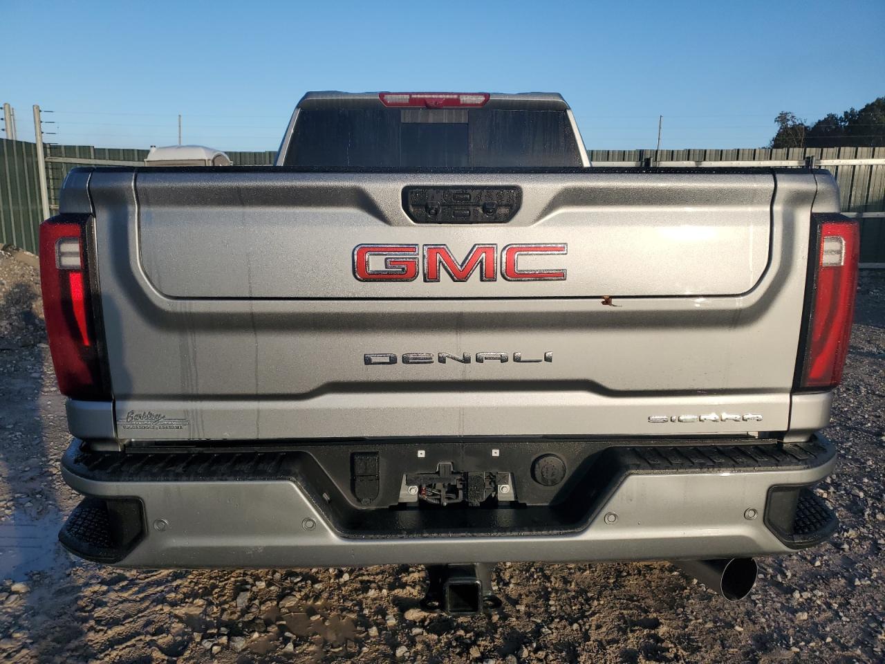 GMC SIERRA K3500 DENALI