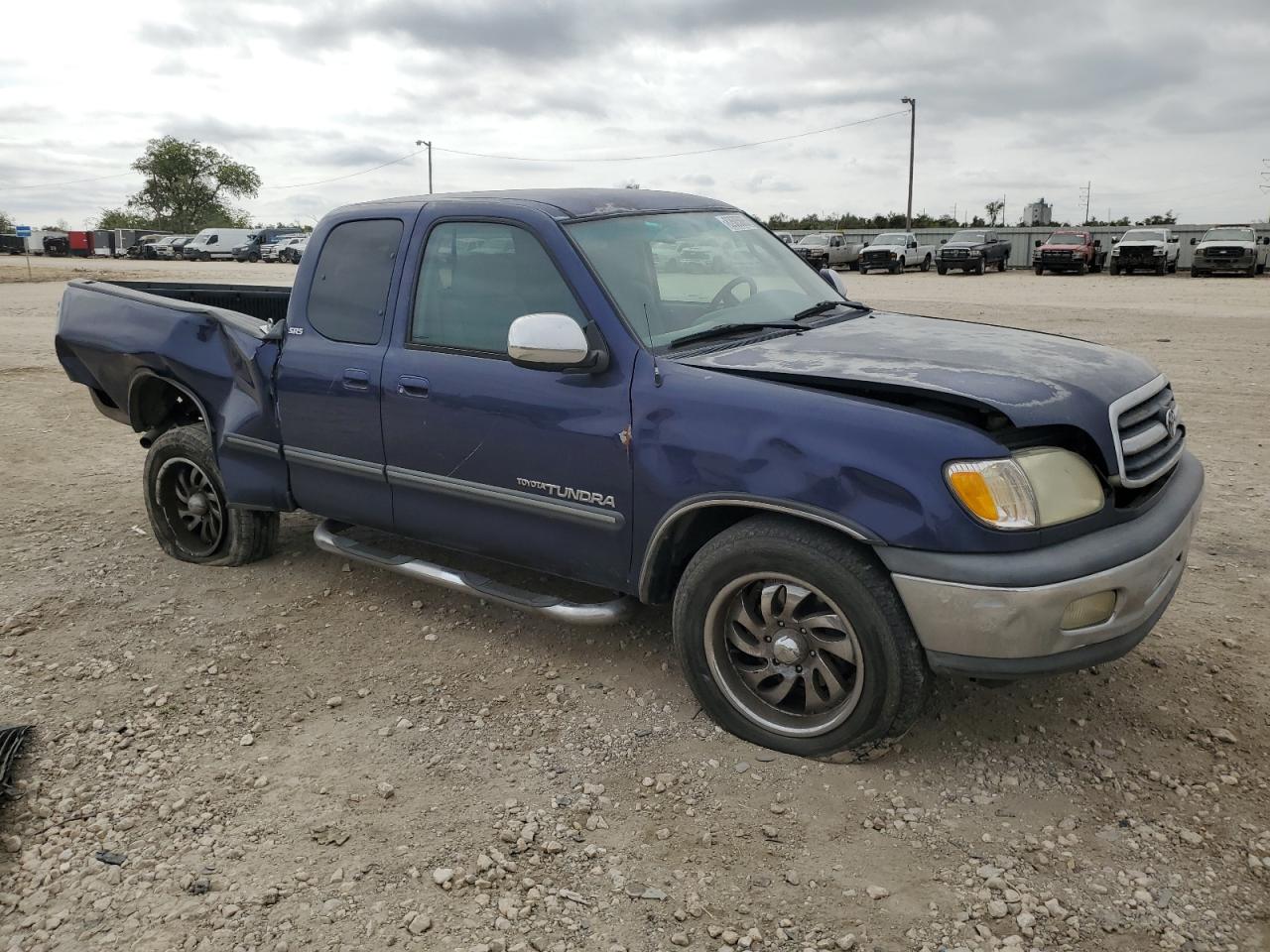 Lot #3287705054 2002 TOYOTA TUNDRA ACC