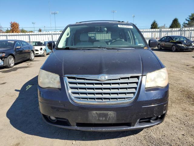 2010 CHRYSLER TOWN AND C #3296949839