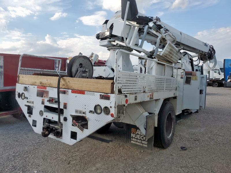 2018 FREIGHTLINER M2 106 MED #3296332441
