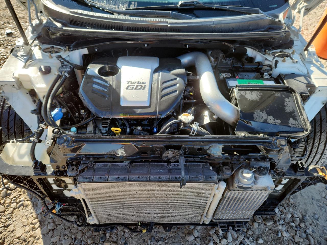 HYUNDAI VELOSTER TURBO