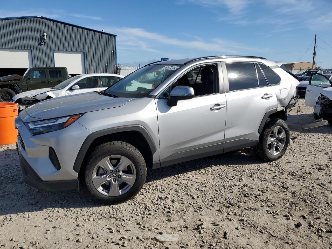 TOYOTA RAV4 XLE