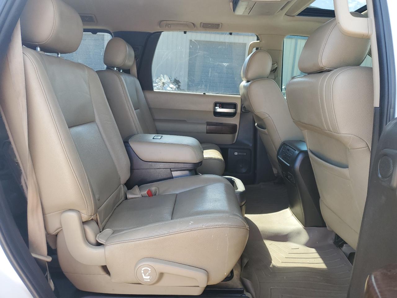 TOYOTA SEQUOIA PLATINUM