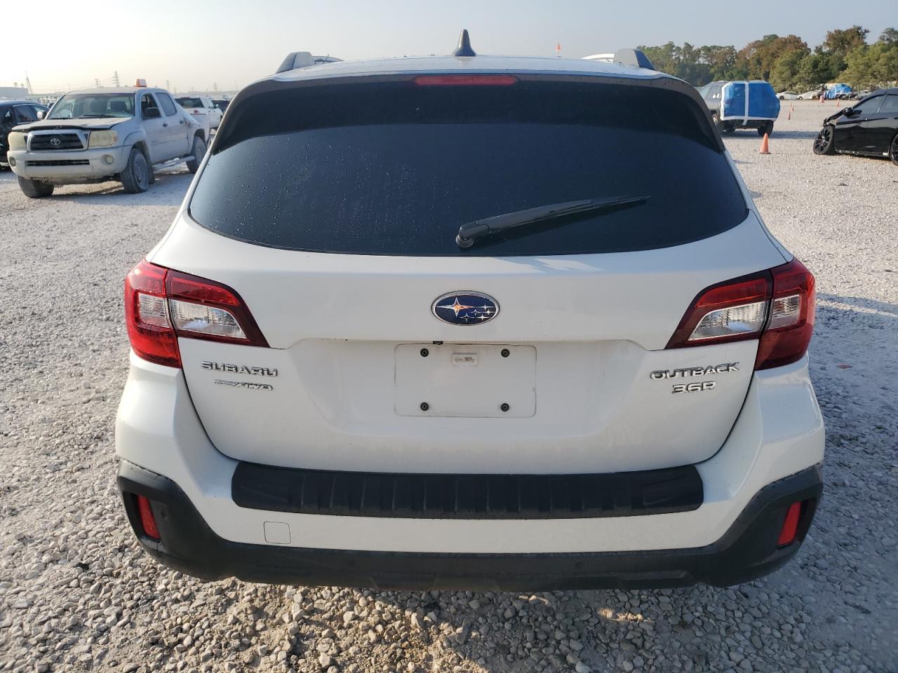 SUBARU OUTBACK TOURING