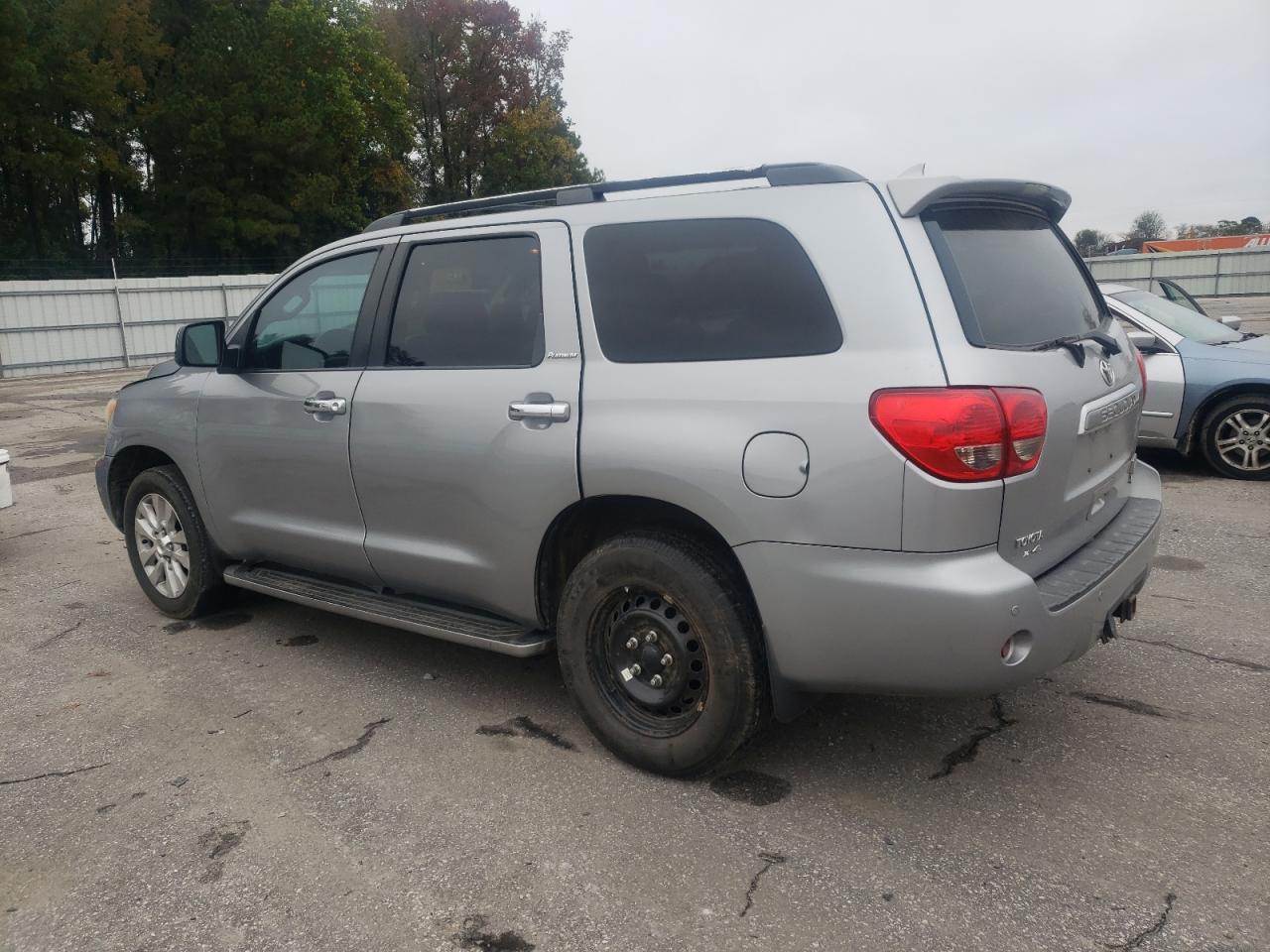 TOYOTA SEQUOIA PLATINUM