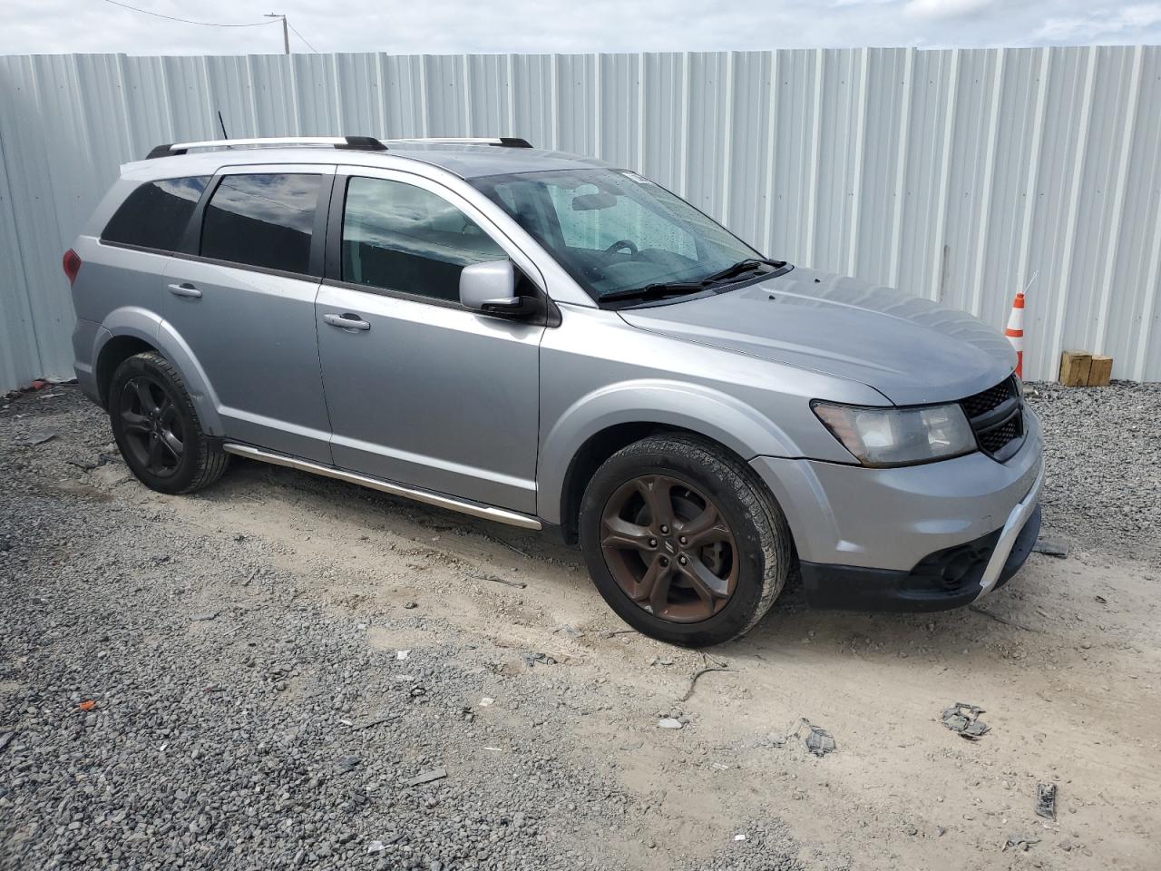DODGE JOURNEY CROSSROAD