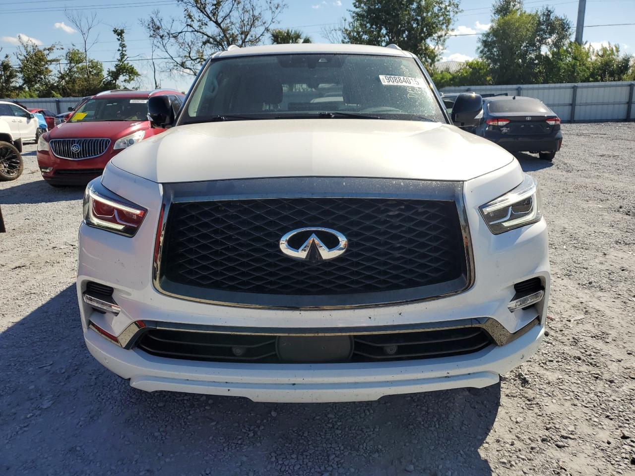 INFINITI QX80 LUXE