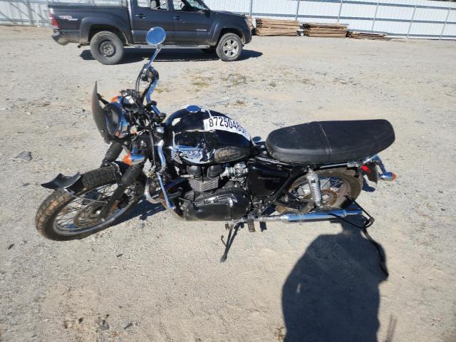 2011 TRIUMPH MOTORCYCLE BONNEVILLE - SMT910K12BT467451